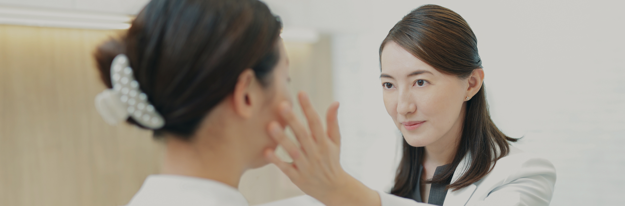 用賀 いらかみち皮フ科・形成外科 YOGA IRAKAMICHI SKIN CLINIC
